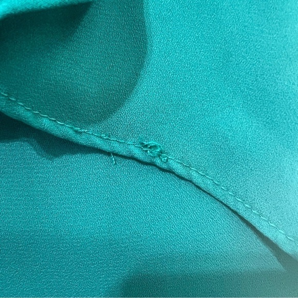 𝅺NEW WITH TAGS‎ NSR RUFFLE HALTER DRESS - Picture 13 of 14